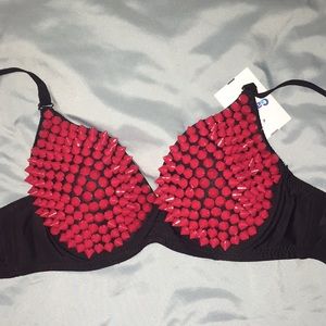Sexy red spike bra